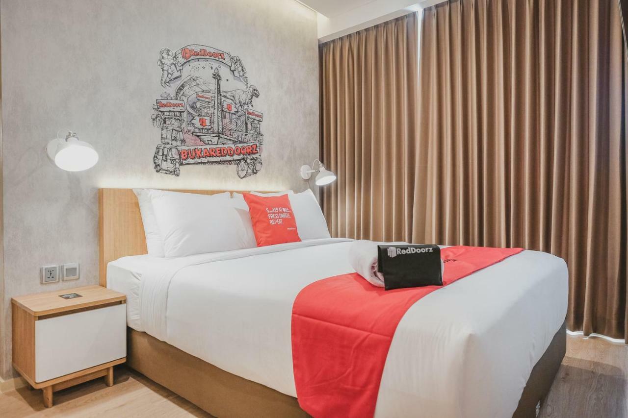 ג'קרטה Reddoorz Plus @ Thamrin מראה חיצוני תמונה
