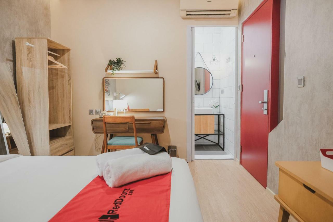 ג'קרטה Reddoorz Plus @ Thamrin מראה חיצוני תמונה